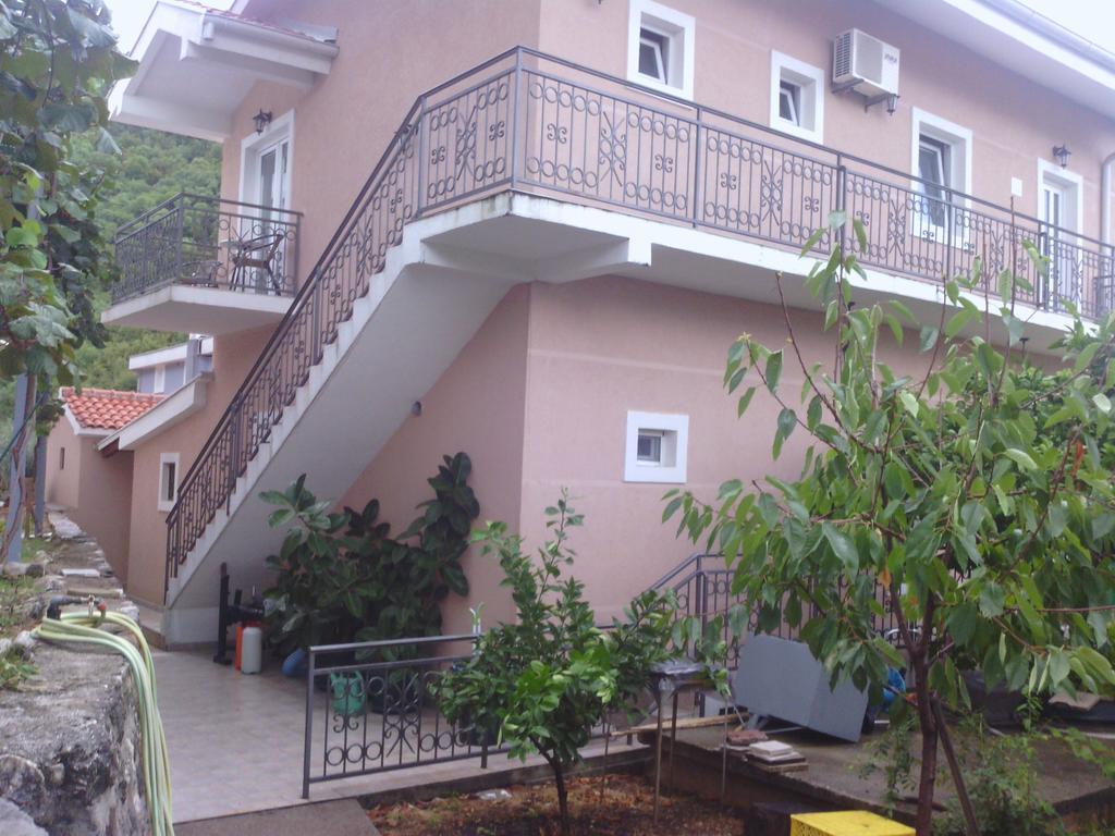Apartments Mitrovic Podlicak Sveti Stefan Exteriér fotografie